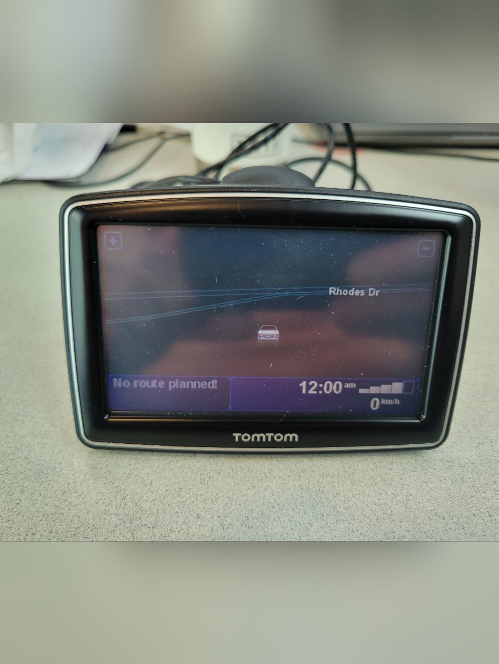 TomTom XL GPS Navigation System